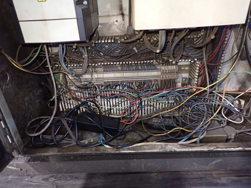 Armstrong-blum 22 1/2" Vertical Band Saw - 2125ts