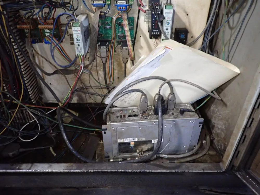 Armstrong-blum 22 1/2" Vertical Band Saw - 2125ts