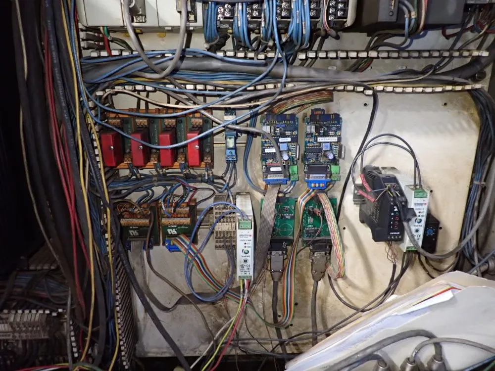 Armstrong-blum 22 1/2" Vertical Band Saw - 2125ts