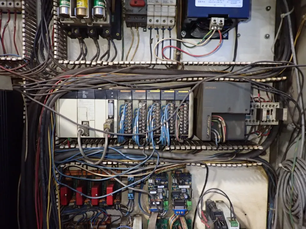 Armstrong-blum 22 1/2" Vertical Band Saw - 2125ts
