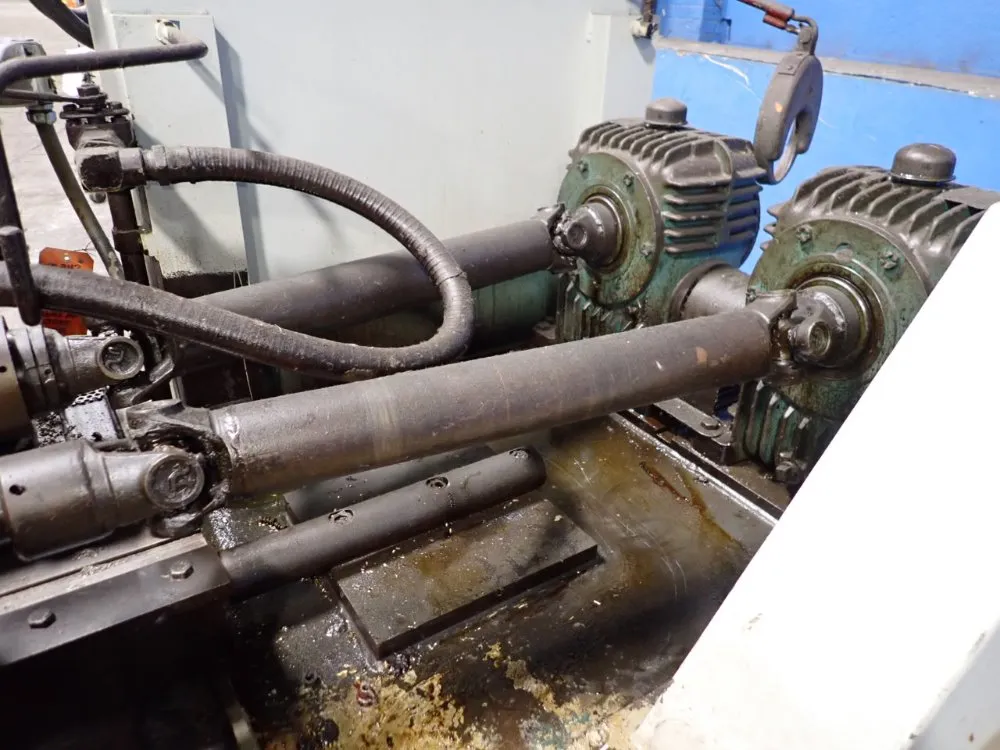 Reed Rtd Thread Roller - No. B112