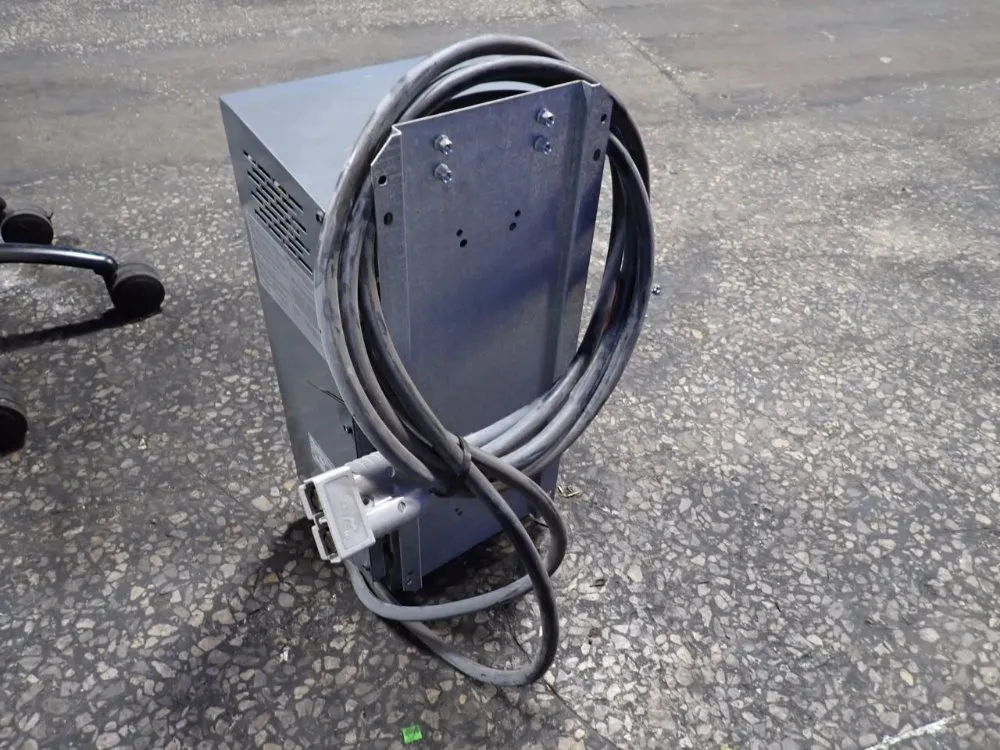 Gnb Industrial Power 140 Amps Battery Charger - Ehimv45h140