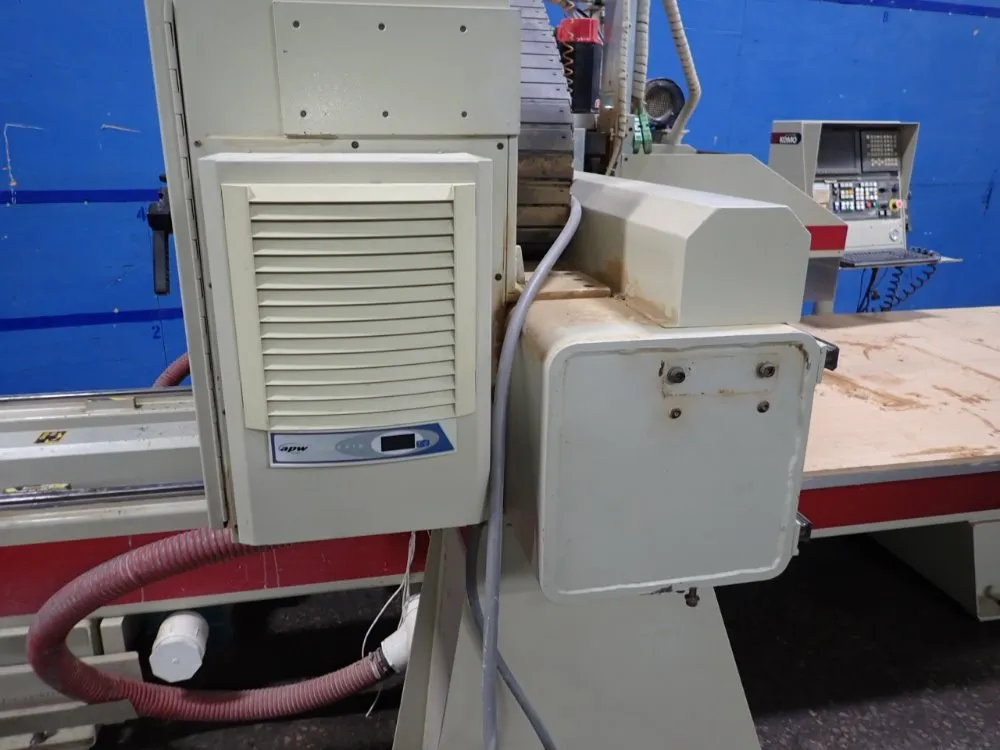 Komo 60 1/2" X 120 1/4" Cnc Router - Vr510 Mach One