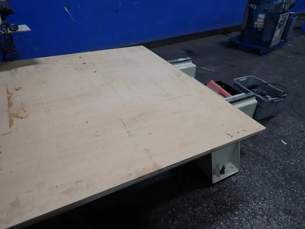 Komo 60 1/2" X 120 1/4" Cnc Router - Vr510 Mach One