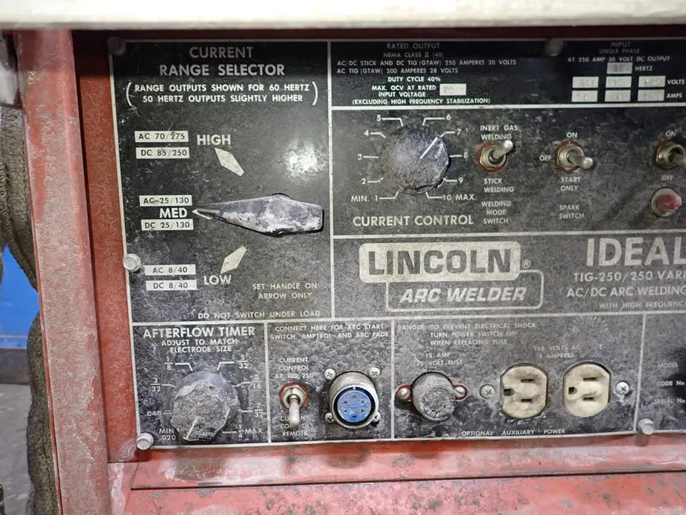 Lincoln Electric 250 Amp Welder - Ideal Arc Tig-250/250