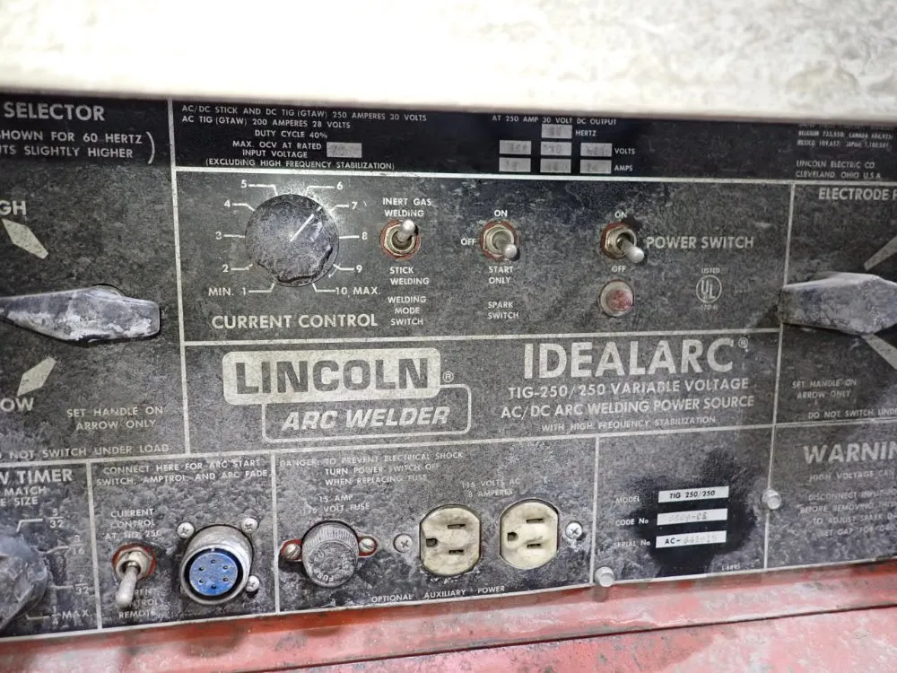 Lincoln Electric 250 Amp Welder - Ideal Arc Tig-250/250