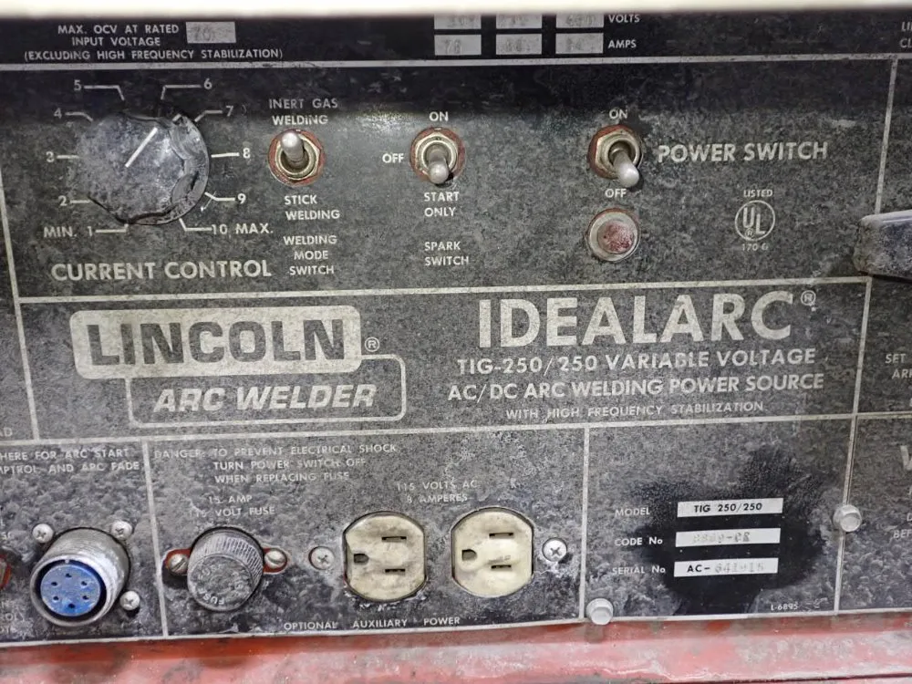 Lincoln Electric 250 Amp Welder - Ideal Arc Tig-250/250