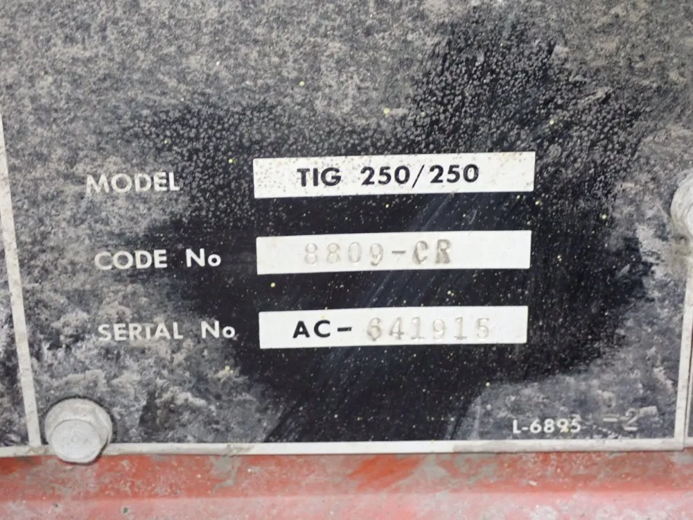 Lincoln Electric 250 Amp Welder - Ideal Arc Tig-250/250