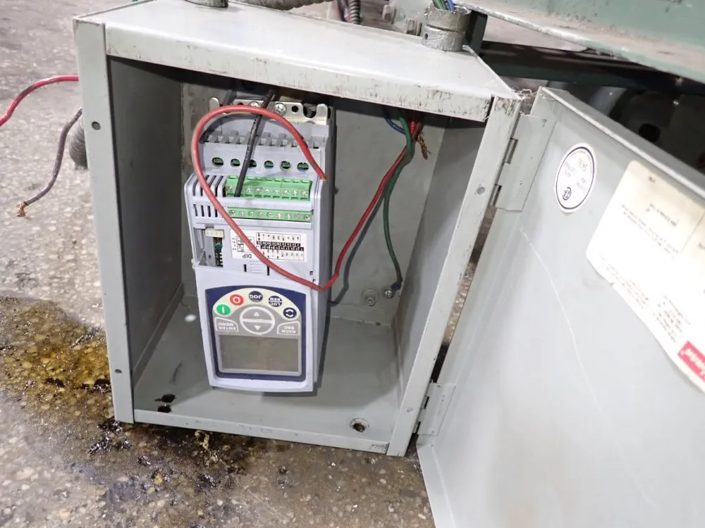 Hytrol 120" X 17" Power Roller Conveyor - 190-acc