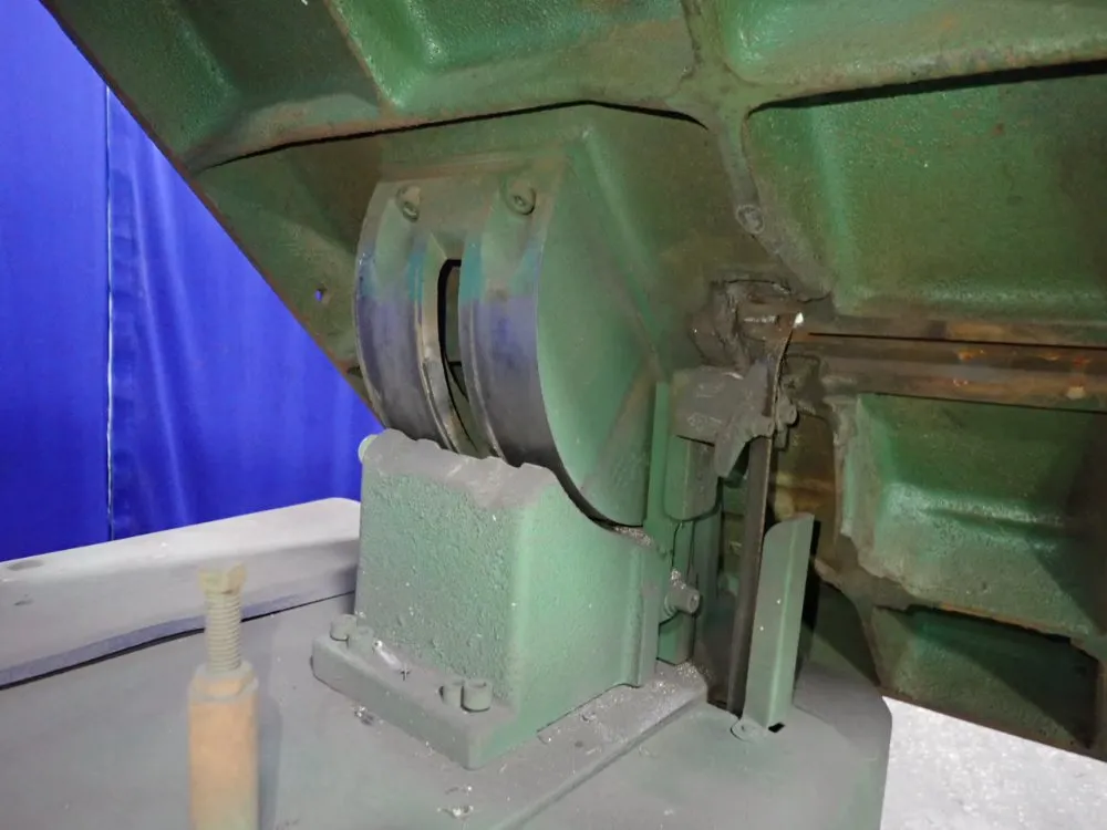 Powermatic 19 1/2" Vertical Band Saw - 87