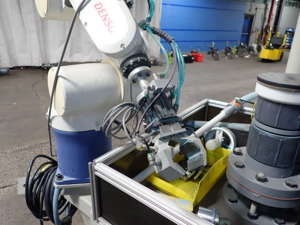 Denso Robot - Vs-6556em