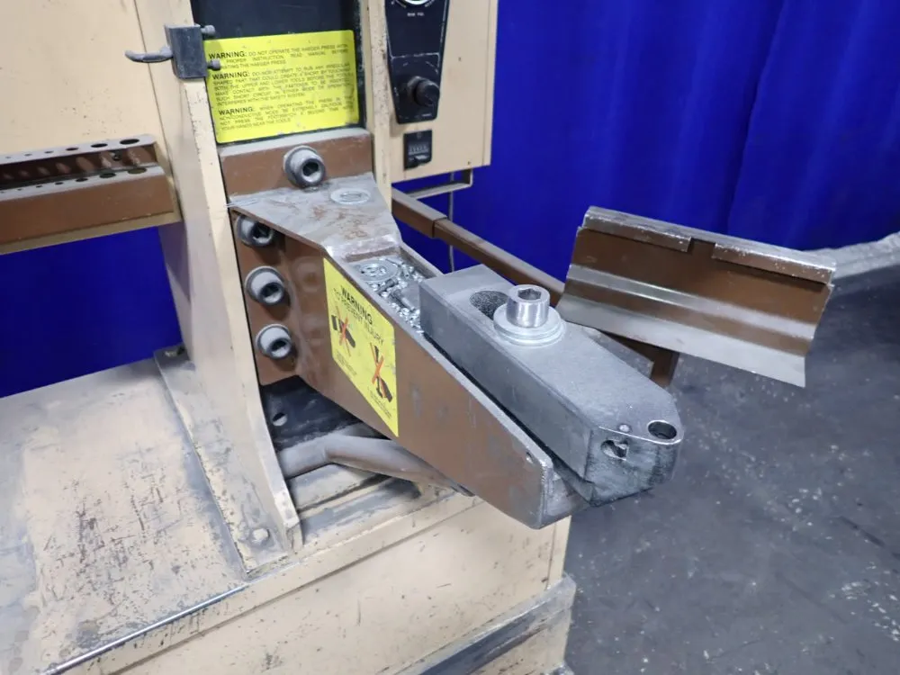 Haeger 6 Ton Insertion Press - Hp6-c