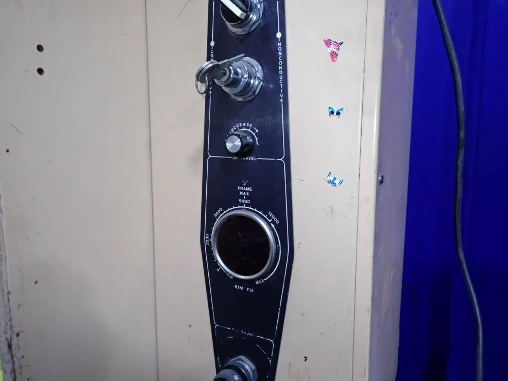 Haeger 6 Ton Insertion Press - Hp6-c