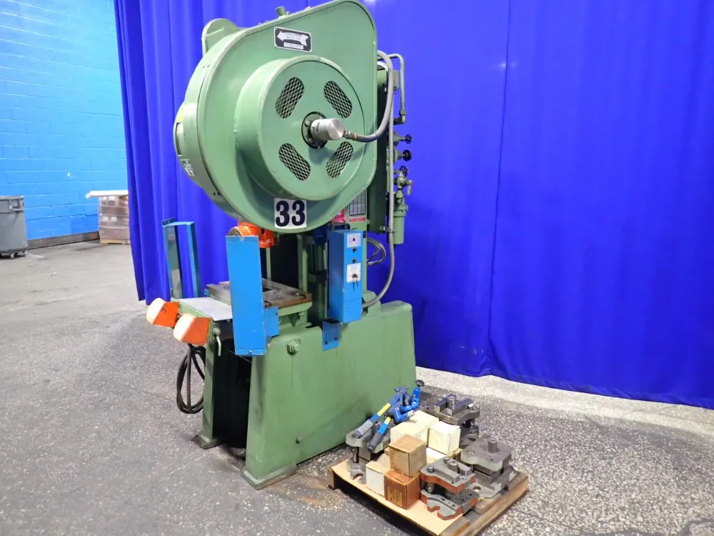 Danly Machine Corp. 25 Ton 25 Ton Obi Press