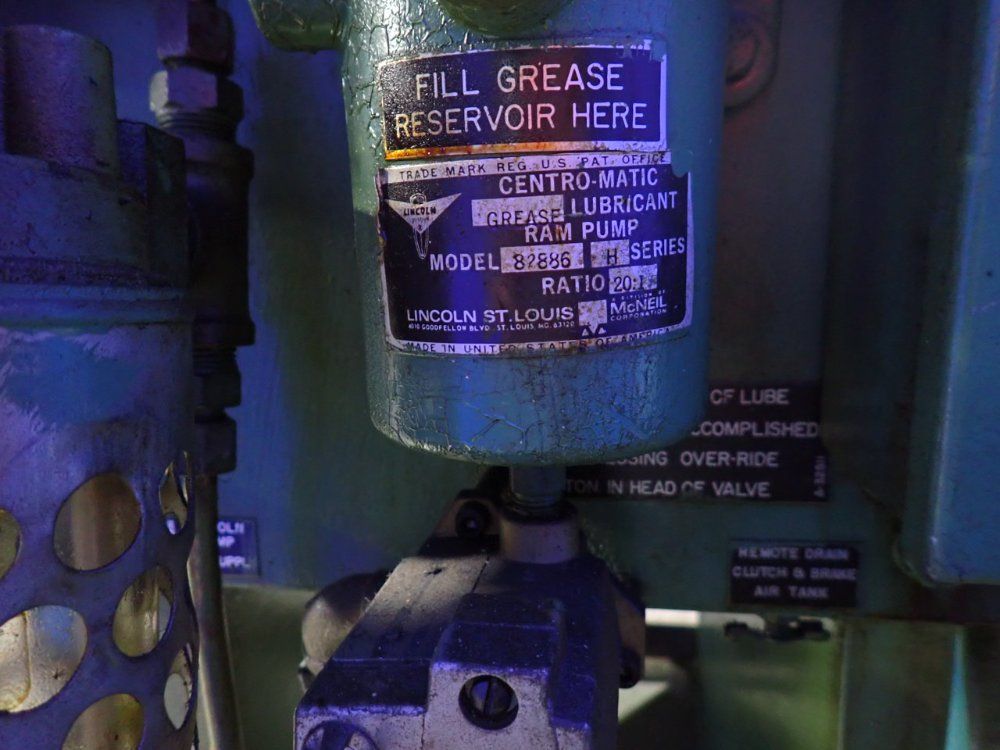 Danly Machine Corp. 25 Ton 25 Ton Obi Press