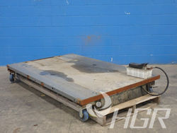 Rolling Pneumatic Lift Table