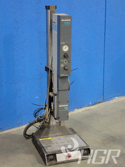 Ultrasonic Welder