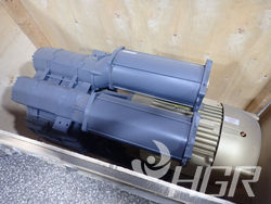 Vacuum Pump