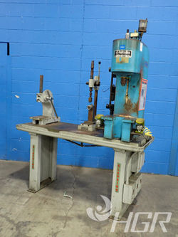 Bench W 2 Arbor Presses And Air Hydraulics