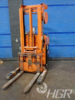 Electric Stand Up Fork Lift