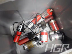 Cylinders/encoders