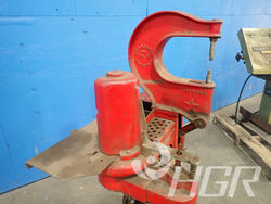 Used Star Machine & Tool Co. Rivet Press