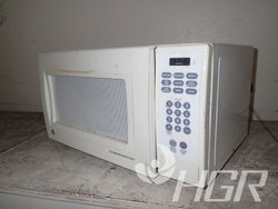 Used Sunbeam Microwave  HGR Industrial Surplus