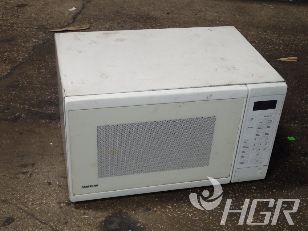 Used Sunbeam Microwave  HGR Industrial Surplus