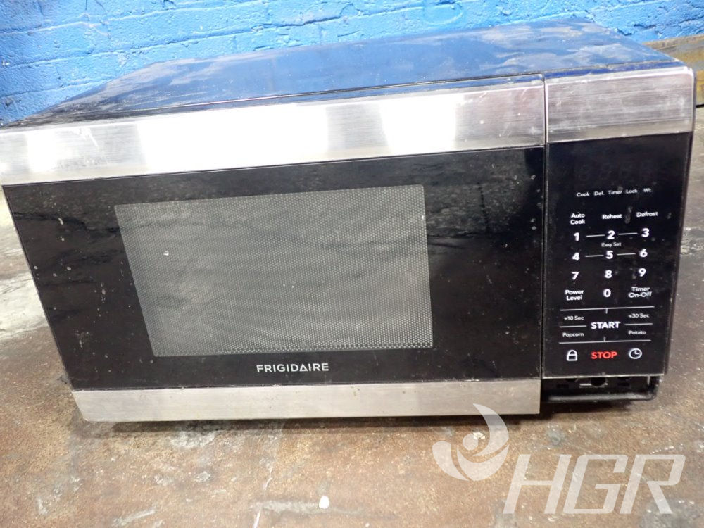 Used Sunbeam Microwave  HGR Industrial Surplus