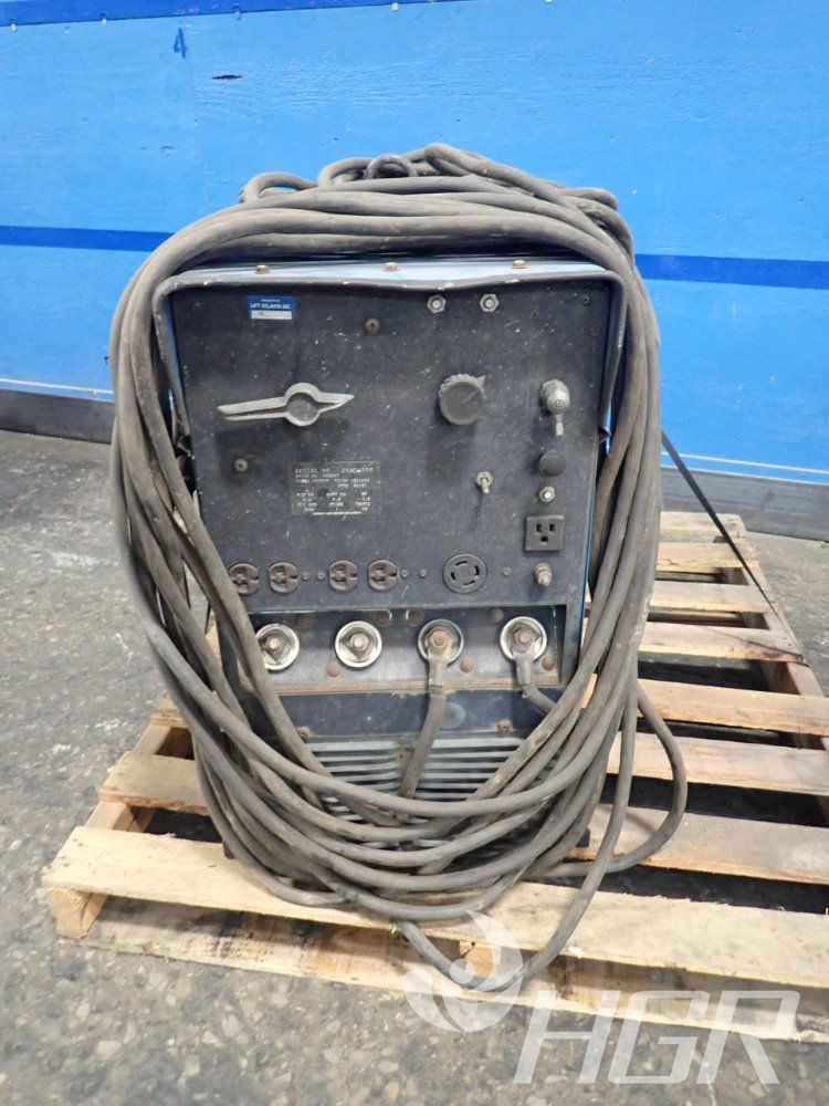 Used Miller Miller The Legend Aead-200le Gasoline Welder / Generator...