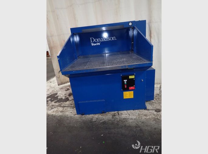 Donaldson Torit Downdraft Table