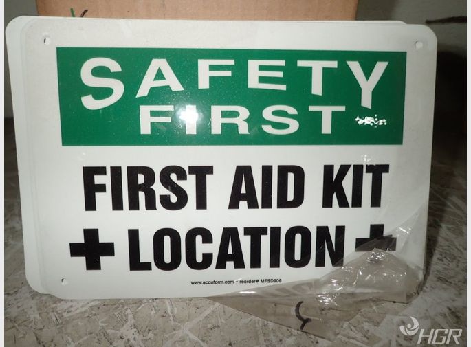  First Aid Kit Signs 