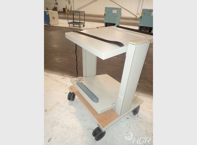 Tektronix Cart