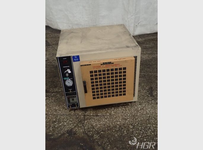 Grieve Vacuum Oven