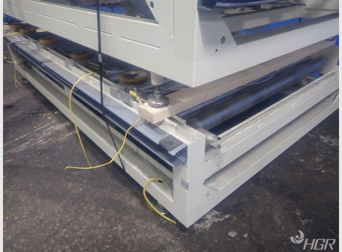  Powered Roller Conveyors