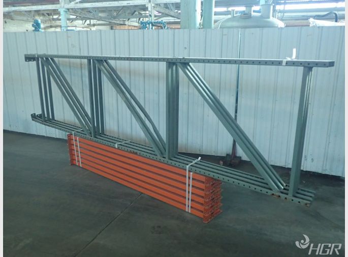  Pallet Racking Lot