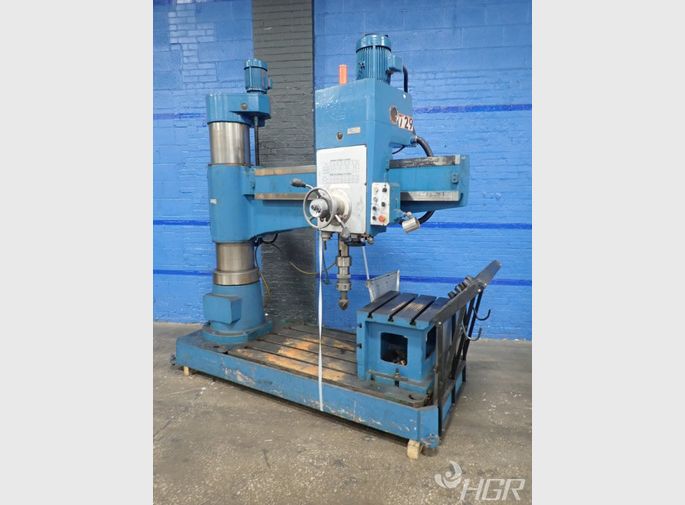 Clasuing  Radial Arm Drill 