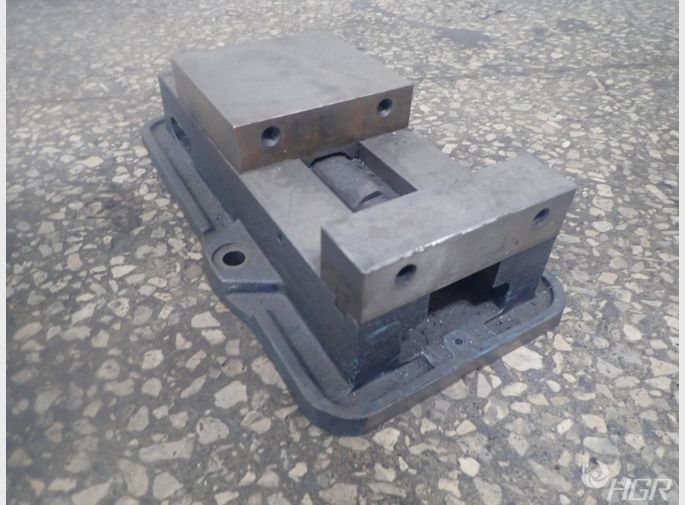 Yuasa 6 Vise
