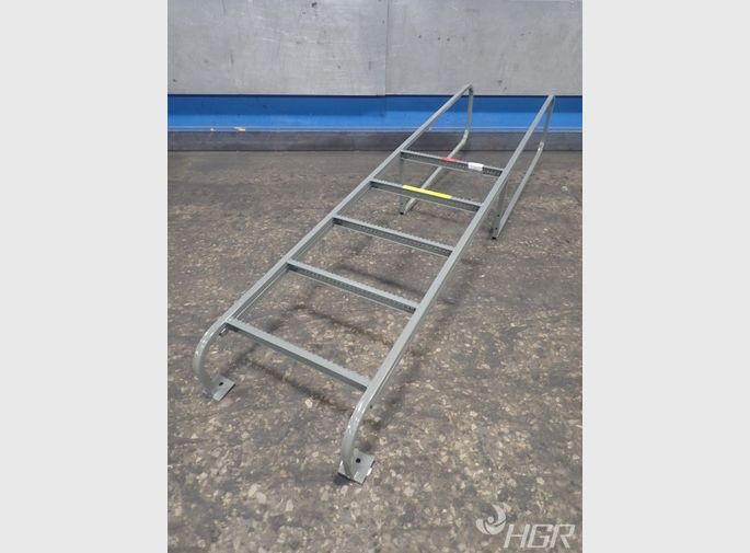 Pw Platforms Fixed Ladder