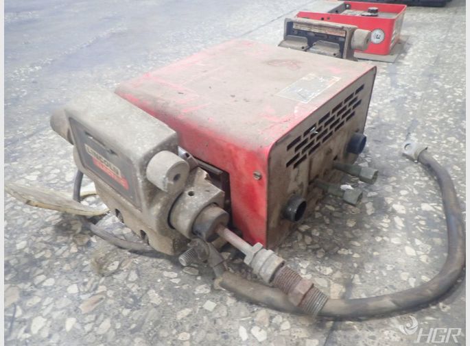Lincoln Electric Dual Headed Wire Feeder