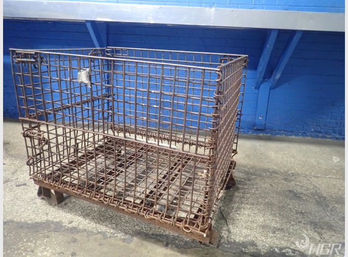 Collapsible Metal Crate
