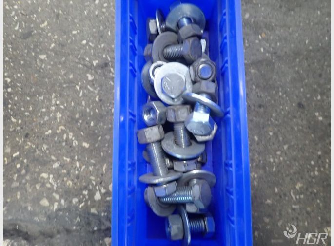  Bolts