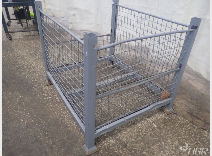  Stackable Wire Basket