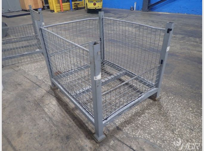  Stackable Wire Basket
