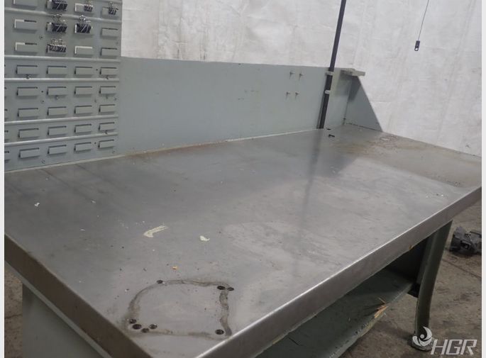  Metal Work Bench