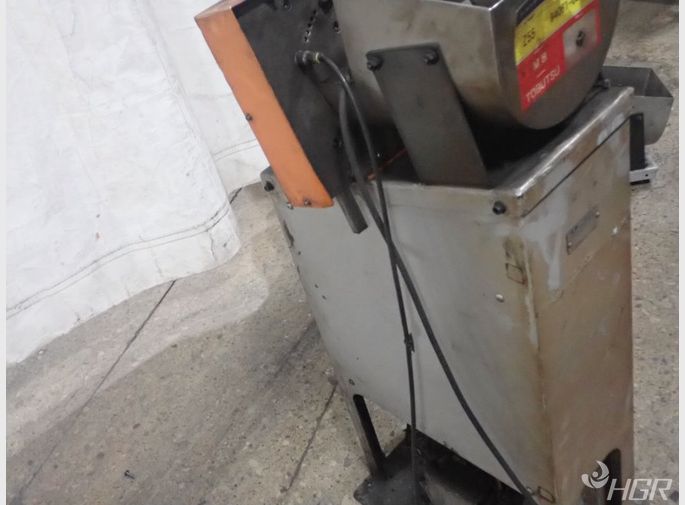 Unipres Parts Feeder
