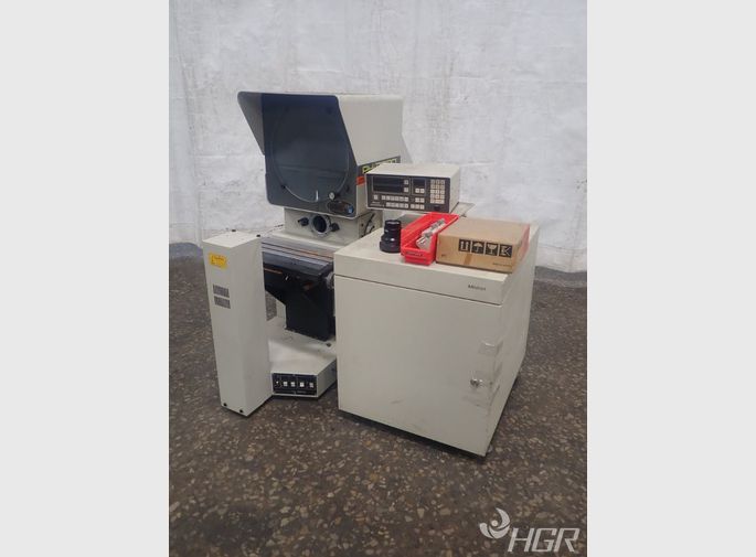 Mitutoyo Optical Comparitor