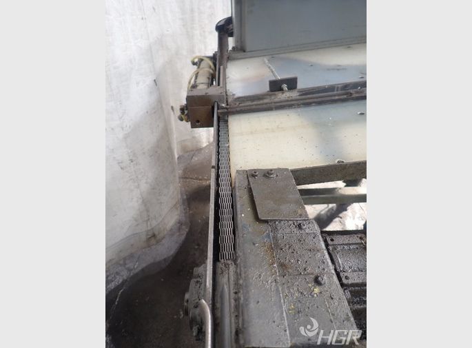  Vibratory Bowl W Feeder