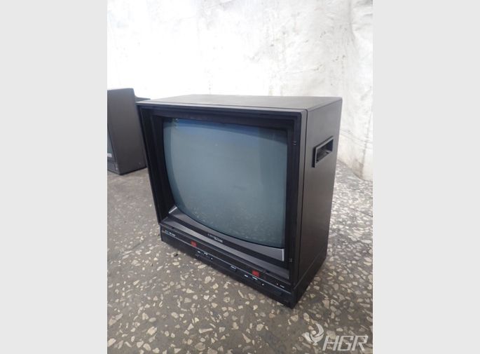 Crown Color Video Monitor