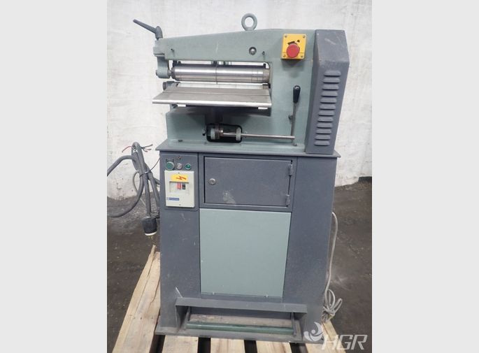  Strip Cutting Machine